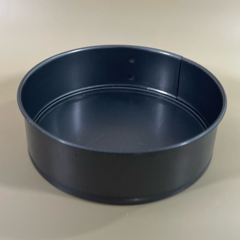 Springform Cheesecake Pan 9"x 3" - Picture 5 of 11